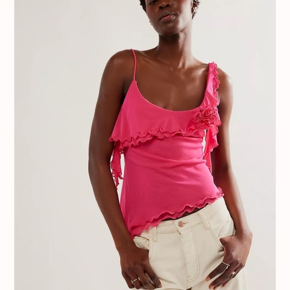 NWOT Ruffled Mesh Top